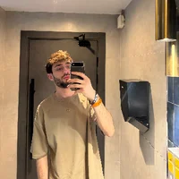 Ava